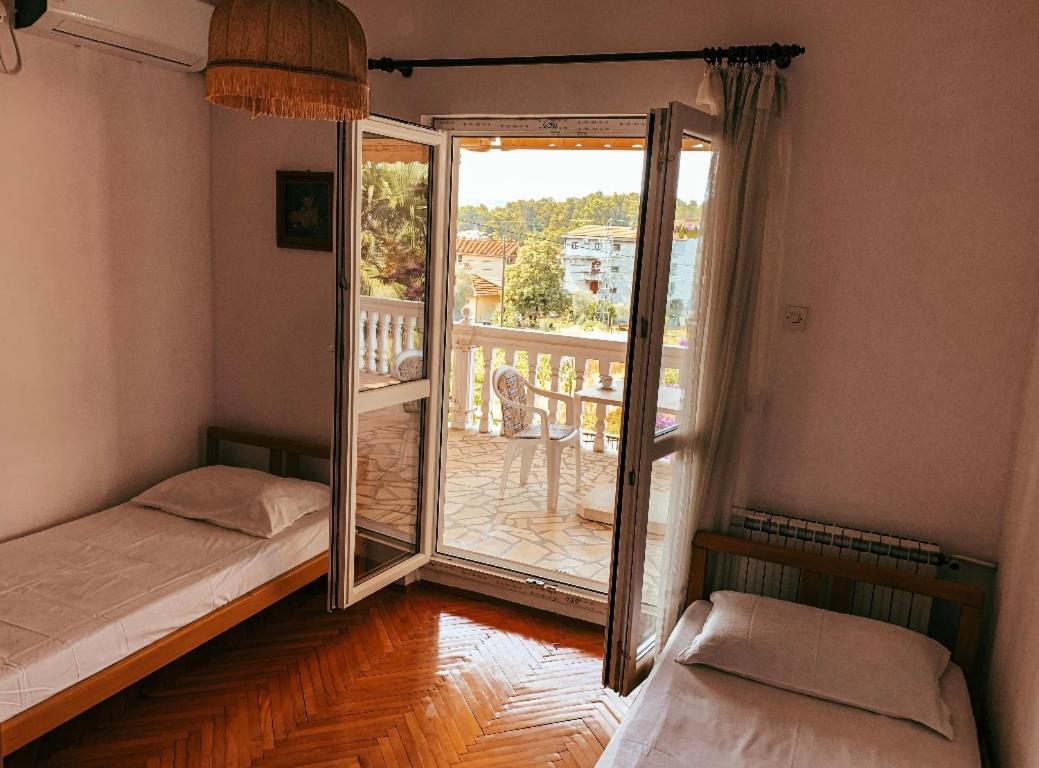 Peaceful, Cosy Tivat Guesthouse Esterno foto