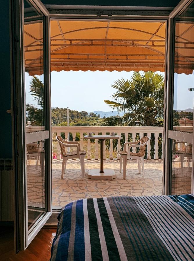 Peaceful, Cosy Tivat Guesthouse Esterno foto
