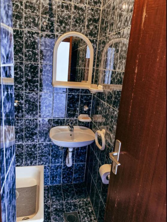 Peaceful, Cosy Tivat Guesthouse Esterno foto