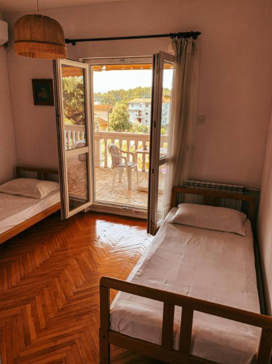 Peaceful, Cosy Tivat Guesthouse Esterno foto
