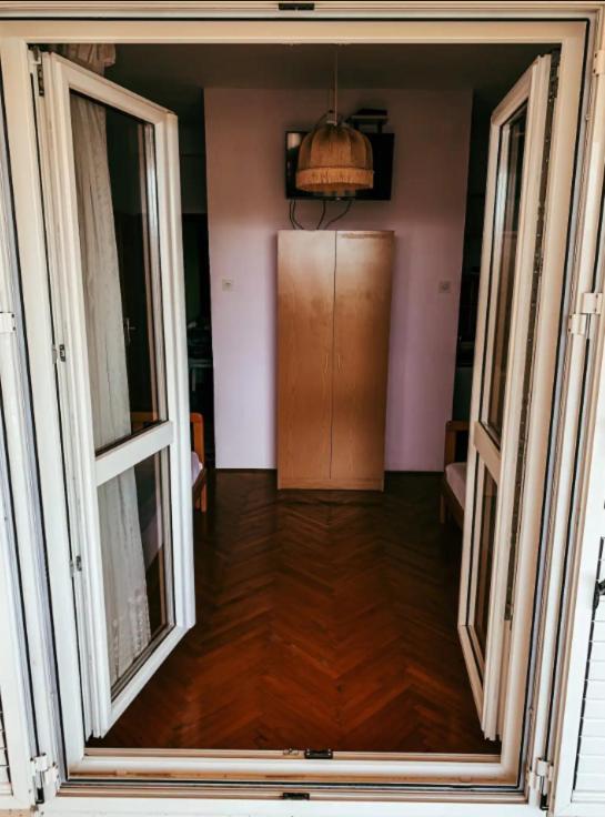 Peaceful, Cosy Tivat Guesthouse Esterno foto